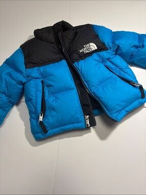 The North Face Black & Blue Down Puffer nuptse 0003